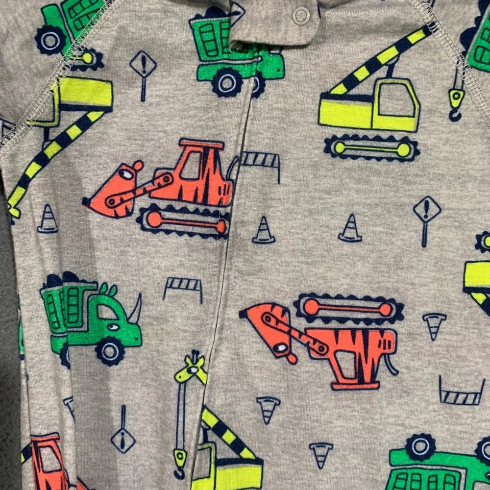Simple Joys by‎ Carters 18M Gray Construction Vehicle Footed Pajama